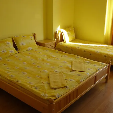 къща ариранг Къща за гости 3*
